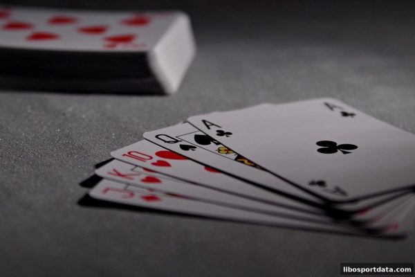 立博体育斗地主速攻秘籍：记牌预判与精准决策全攻略