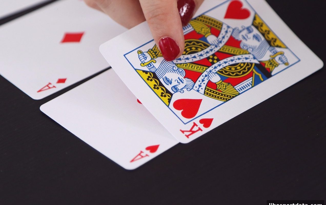 立博体育视角：数字货币牛牛棋牌的心理博弈全攻略